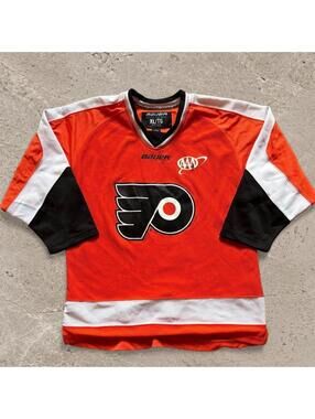 Beautiful vintage Bauer Philadelphia Flyers orange jersey